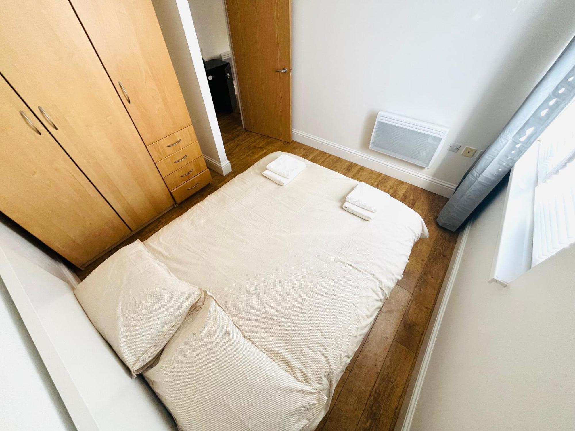 London Modern Flat Near Transports Apartment ภายนอก รูปภาพ